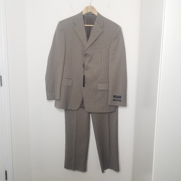 Isaac Mizrahi Other - Isaac Mizrahi Classic Tan Pinstripe 2 Piece Suit Business Casual Size 40/34